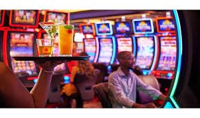 elegantoto login live roulette table shown on mobile and desktop screens